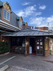 コメダ本店の外観
